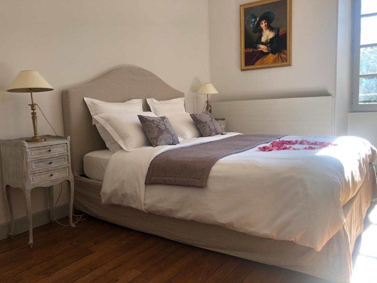 Domaine De Monplaisir Bed & Breakfast Caylus Exterior foto