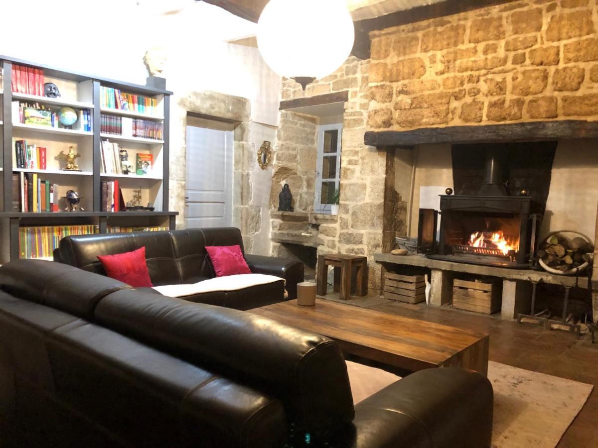 Domaine De Monplaisir Bed & Breakfast Caylus Exterior foto