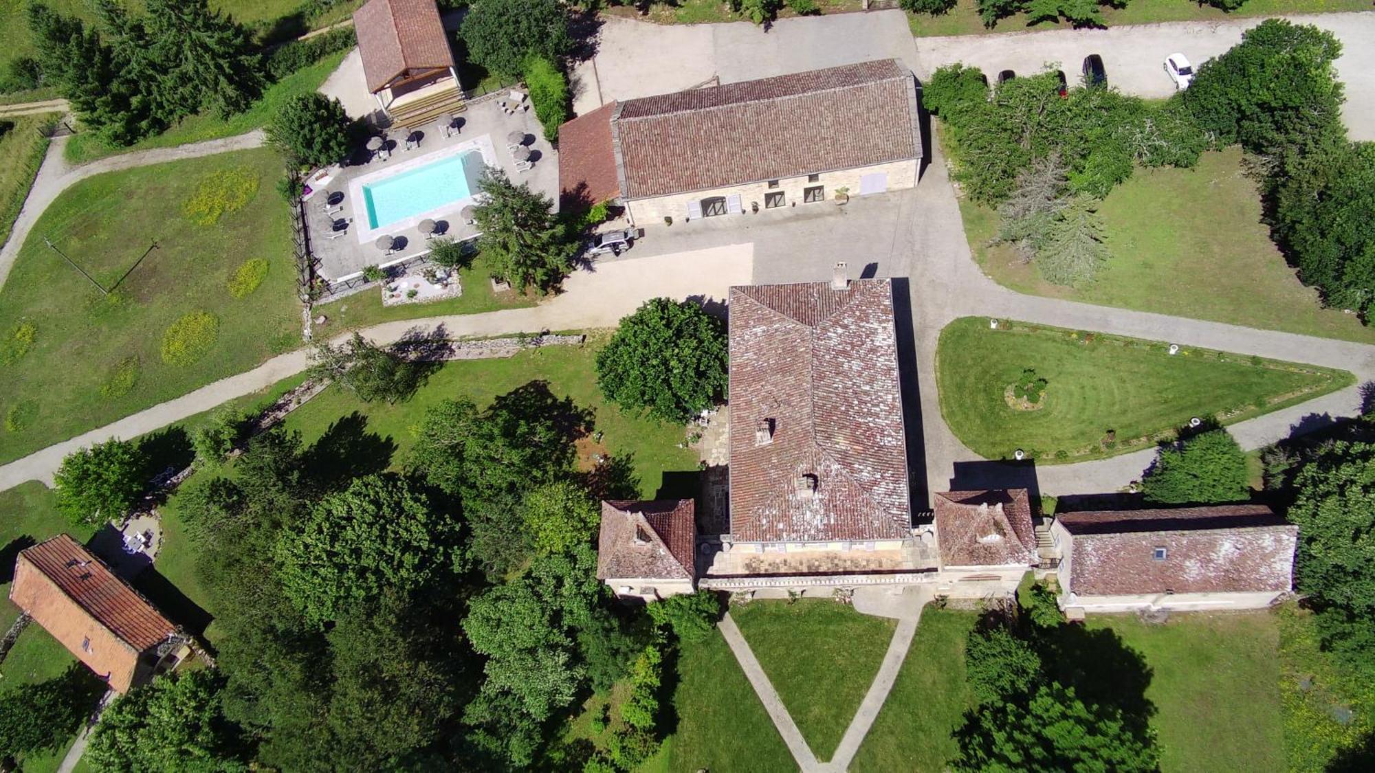 Domaine De Monplaisir Bed & Breakfast Caylus Exterior foto